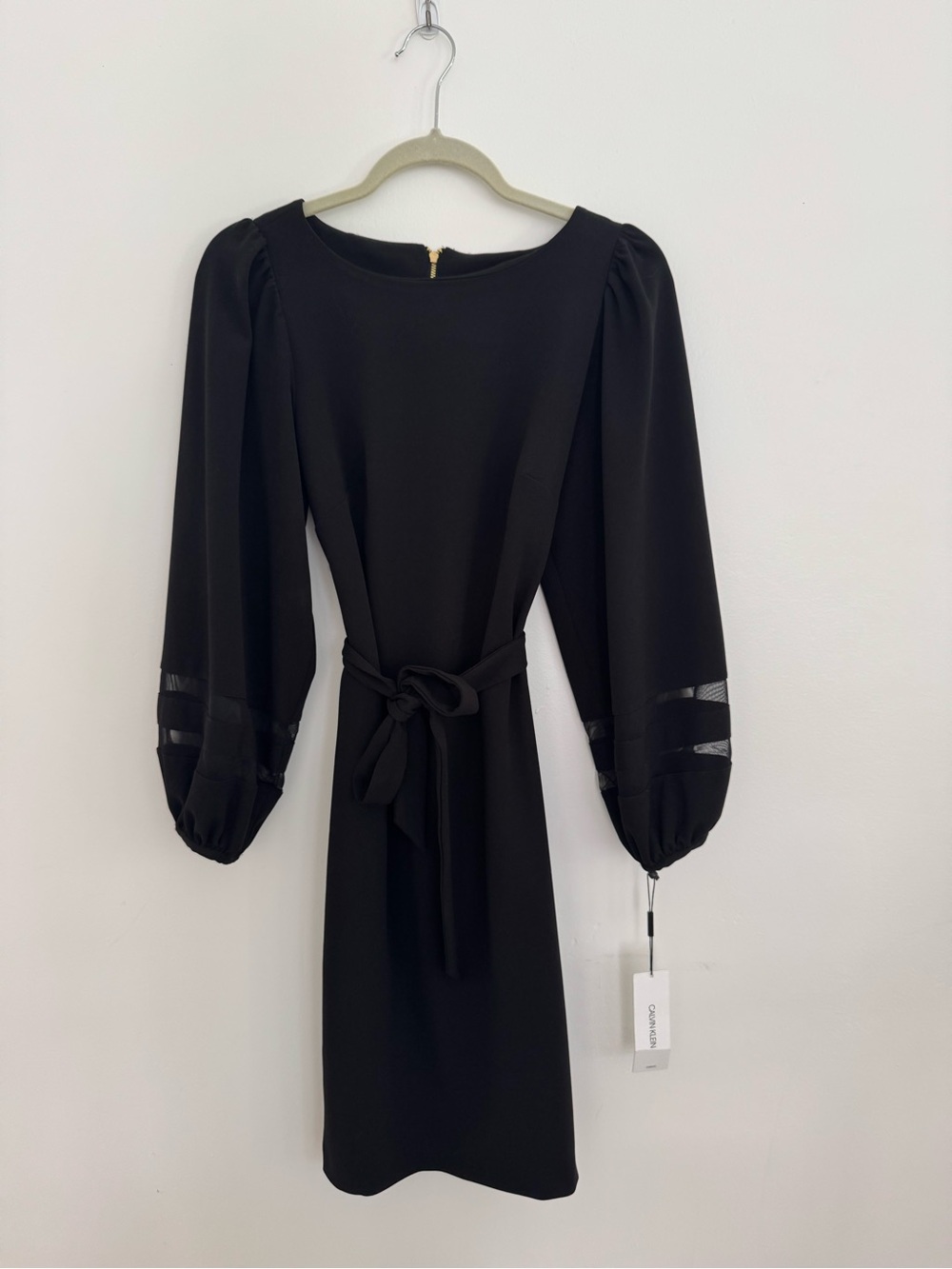 NWT Calvin Klein Black Long-Sleeve Tie-Waist Dress